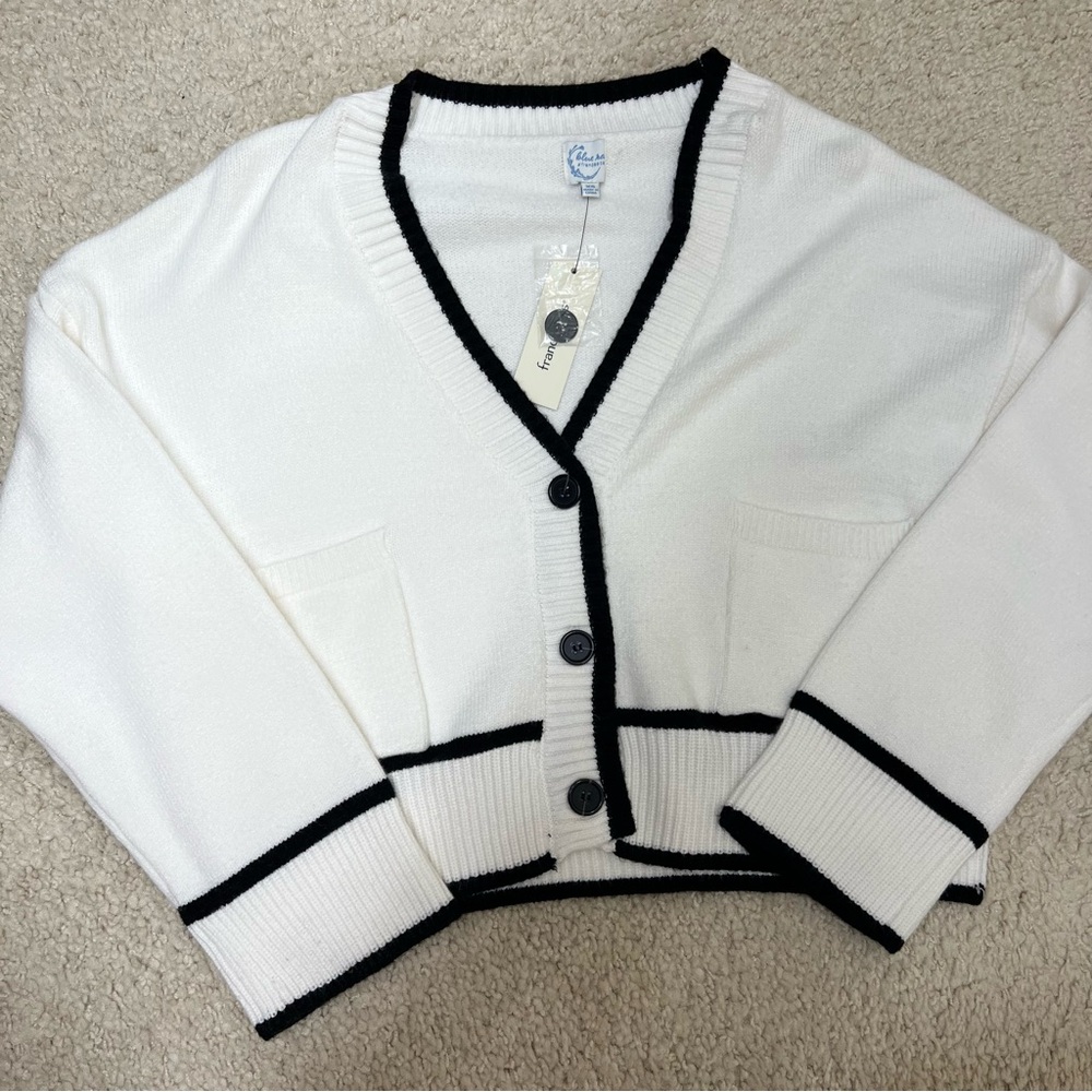 francesca’s mia front pocket black trim cardigan